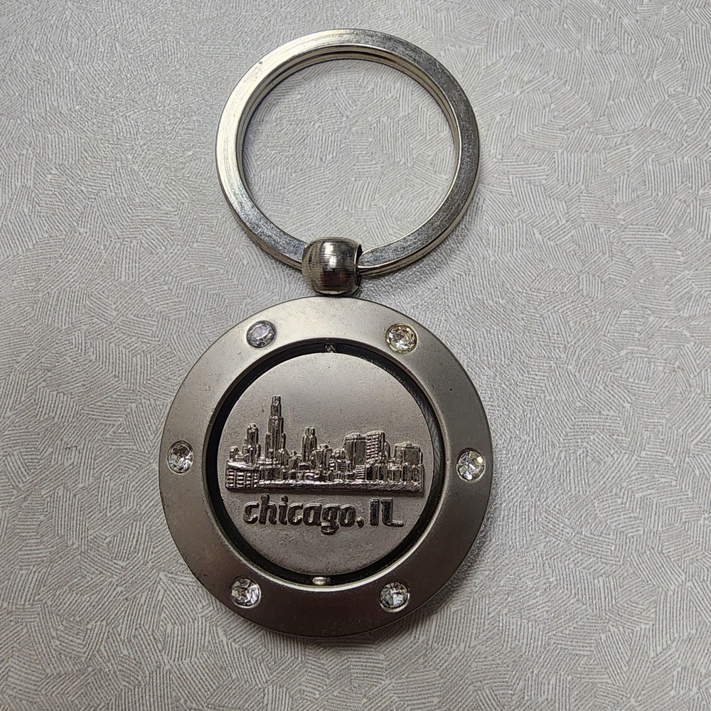 Chicago The Windy City Spinner Key Rhinestones Silver Spinning Key Chain